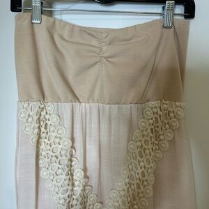 Judith march Tan and white Lace Women's dress